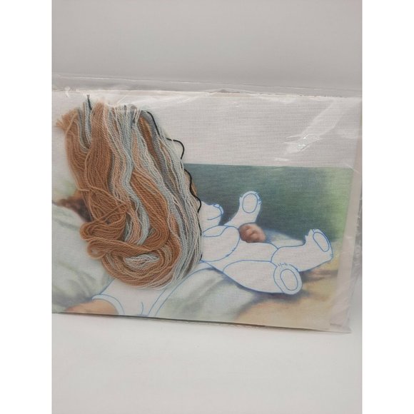 Elsa Williams Crewel Embroidery Kit Bessie Peace Gutmann's Happy Dreams NEW - Picture 5 of 5